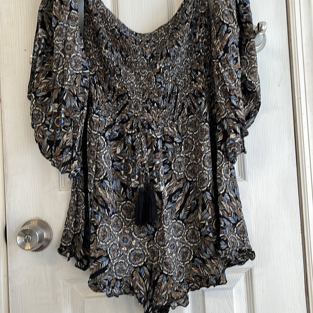 Umgee Romper-Small - Picture 5 of 10